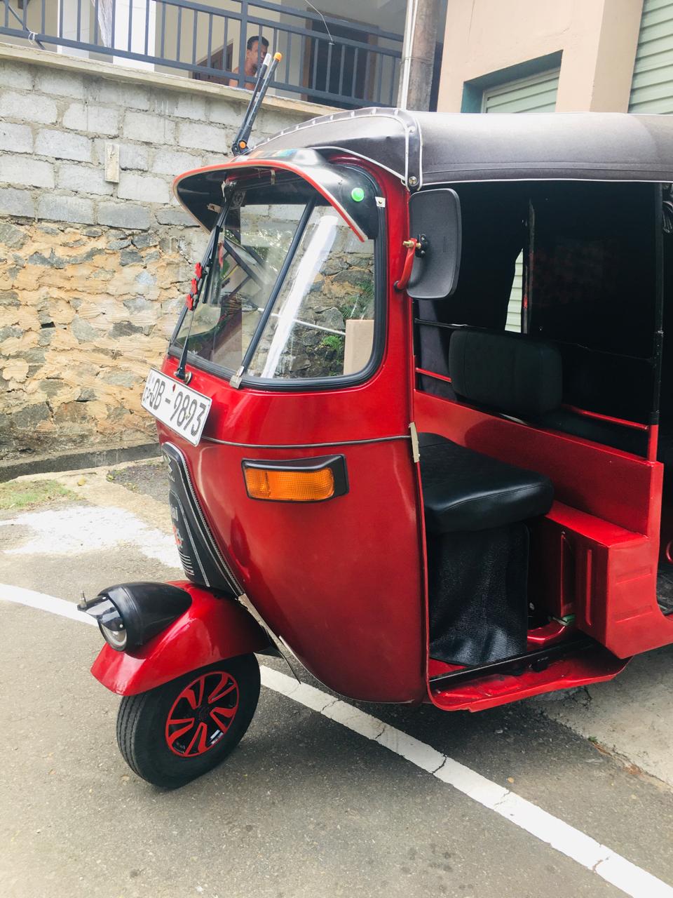 Bajaj 2 stroke 2006 - பயன்படுத்தப்பட்டது முச்சக்கர வண்டி sale in Sri Lanka - patpat.lk