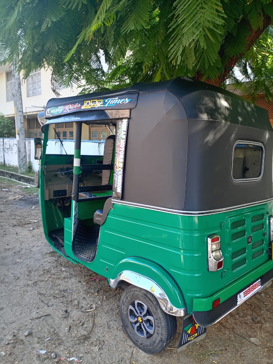 Bajaj Three Wheel 2016 - භාවිතා කරන ලද ත්‍රිරෝද රථය sale in Sri Lanka - patpat.lk