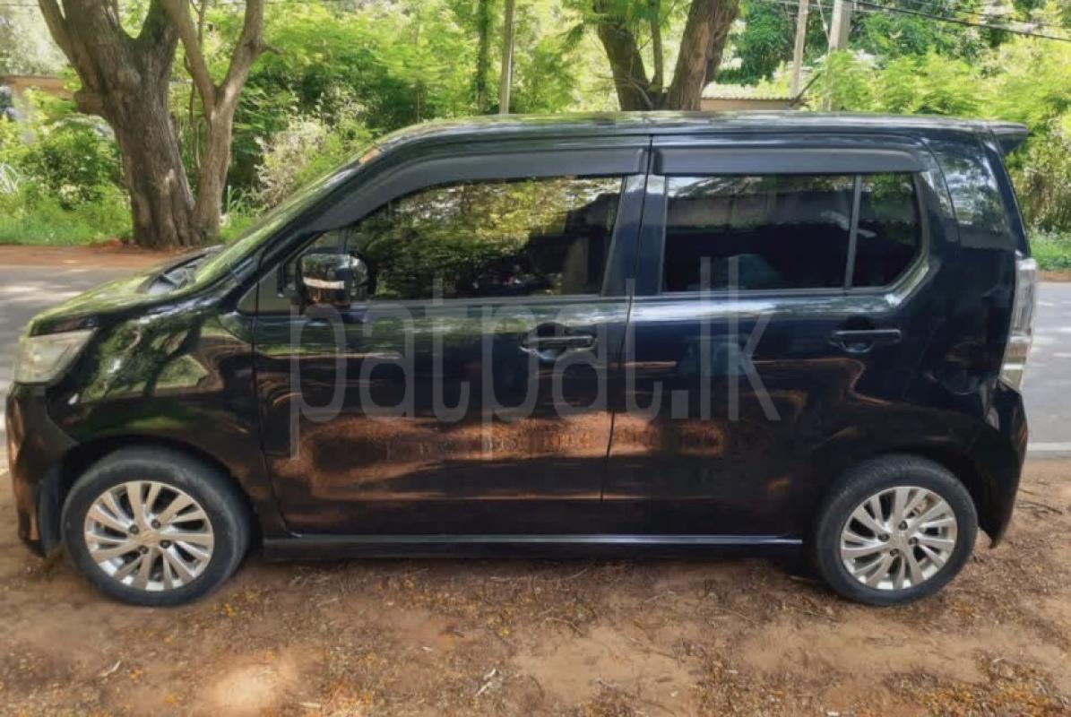 Suzuki Wagon R 2014 - பயன்படுத்தப்பட்டது கார் sale in Sri Lanka - patpat.lk
