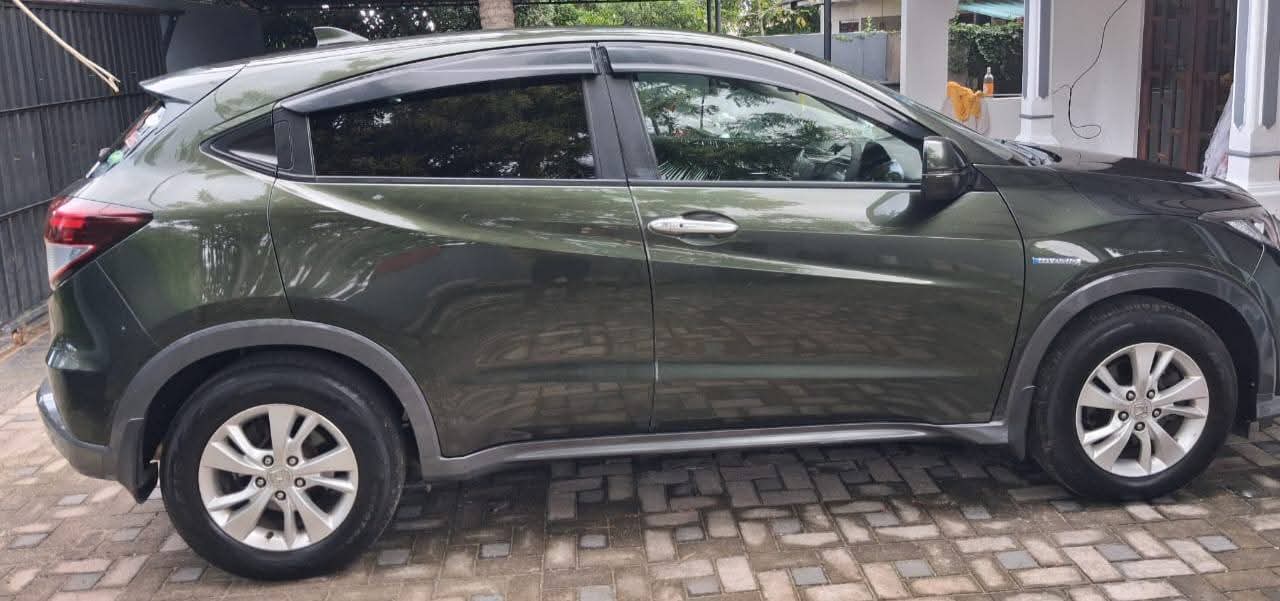 Honda Vezel 2014 - பயன்படுத்தப்பட்டது SUV sale in Sri Lanka - patpat.lk