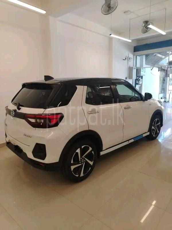 Advertisement image 1