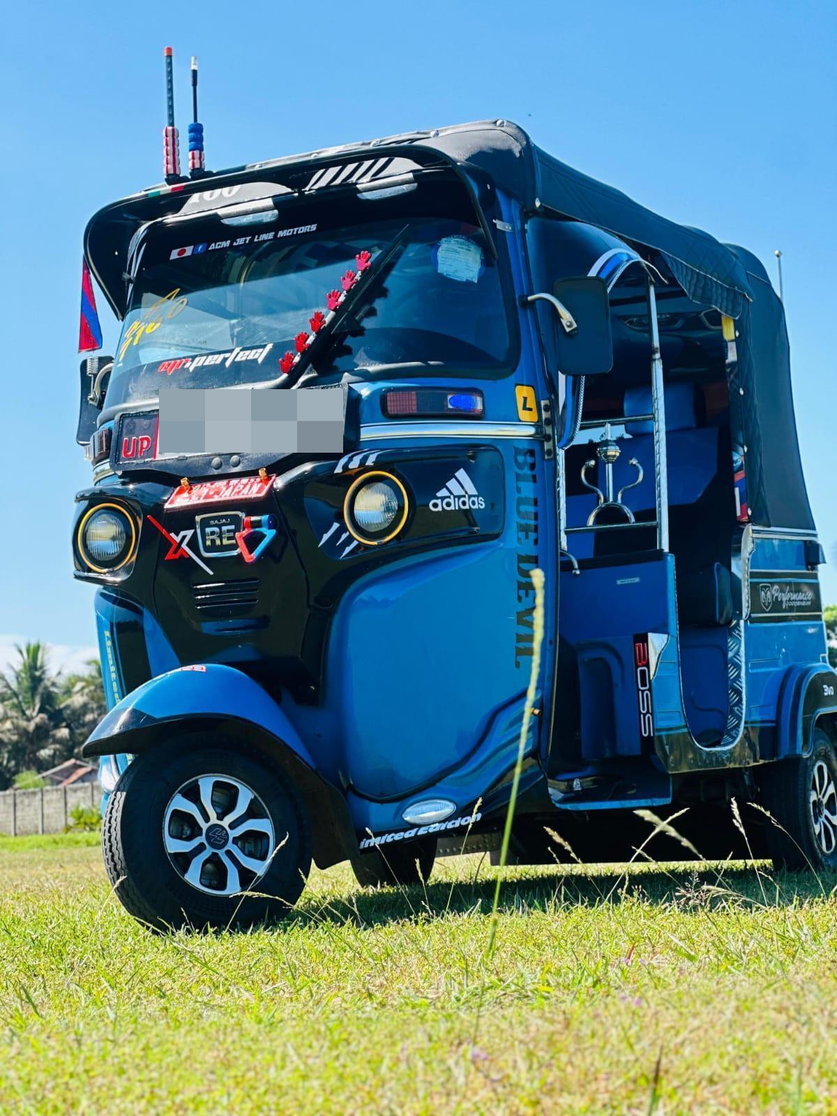 Bajaj Three Wheel 2018 - භාවිතා කරන ලද ත්‍රිරෝද රථය sale in Sri Lanka - patpat.lk
