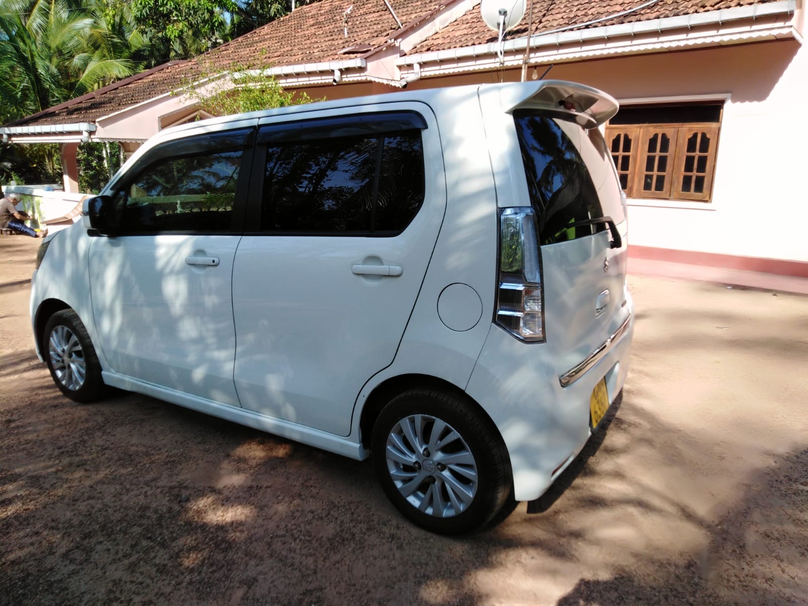 Suzuki Wagon R 2014 - Used Car sale in Sri Lanka - patpat.lk