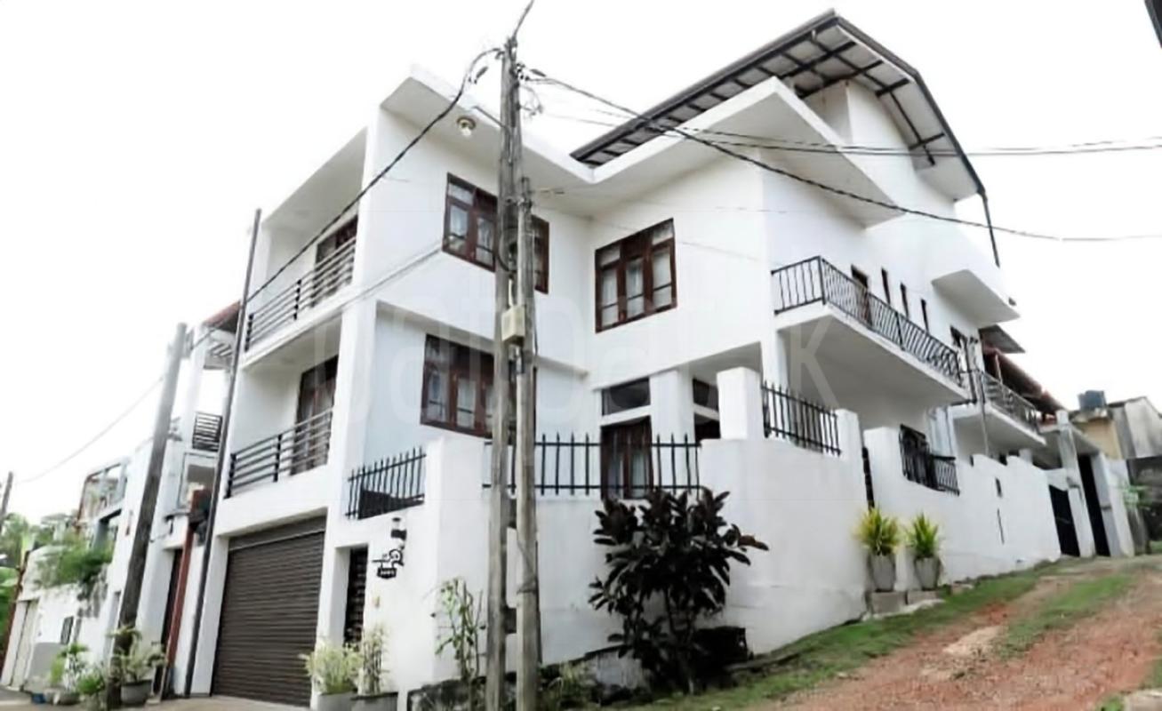 House for Sale in Pannipitiya