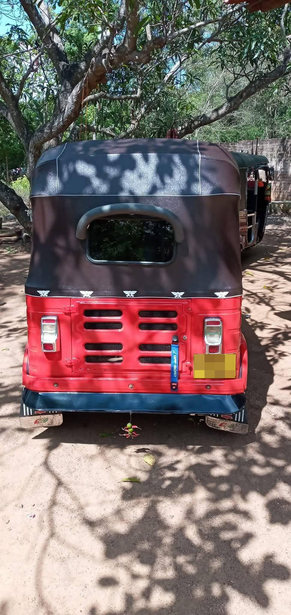 Bajaj 4 stroke 2014 - Used Three wheeler sale in Sri Lanka - patpat.lk