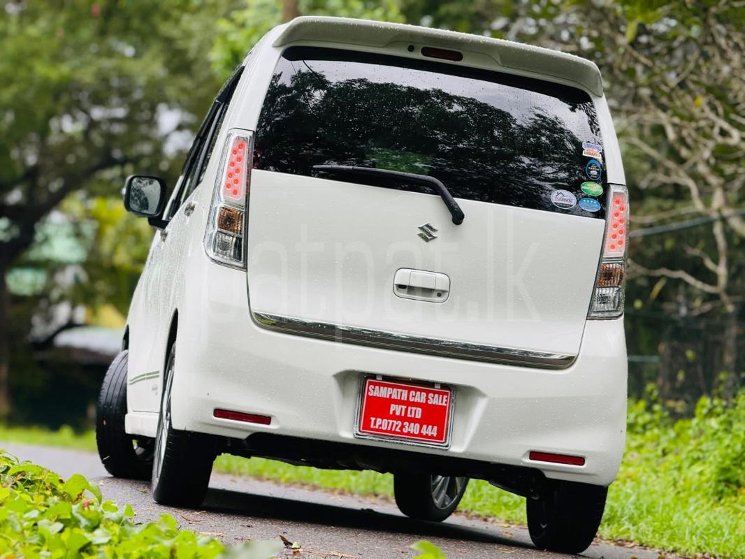 Advertisement image 3