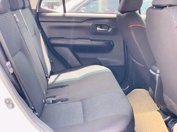 Toyota Raize 2023 - பயன்படுத்தப்பட்டது SUV sale in Sri Lanka - patpat.lk