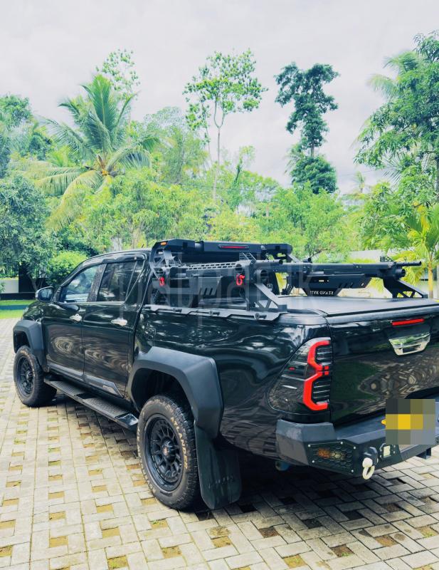 Toyota Hilux 2017 - பயன்படுத்தப்பட்டது சரக்கு போக்குவரத்து sale in Sri Lanka - patpat.lk