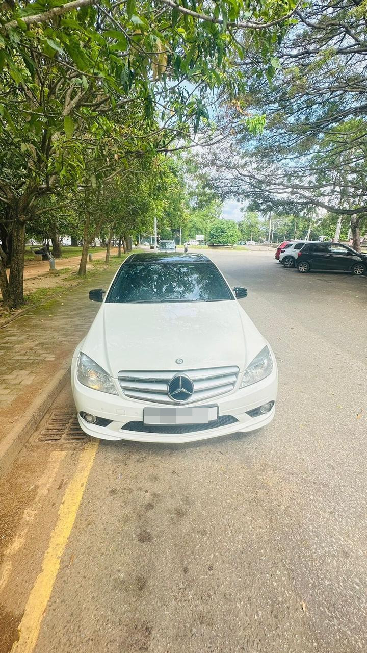 Mercedes Benz C Class 2011 ads-image-1