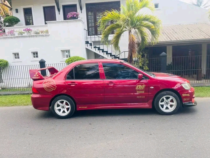 Advertisement image 3