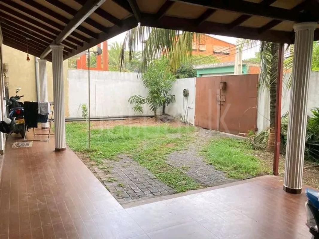 House for Sale in Wattala