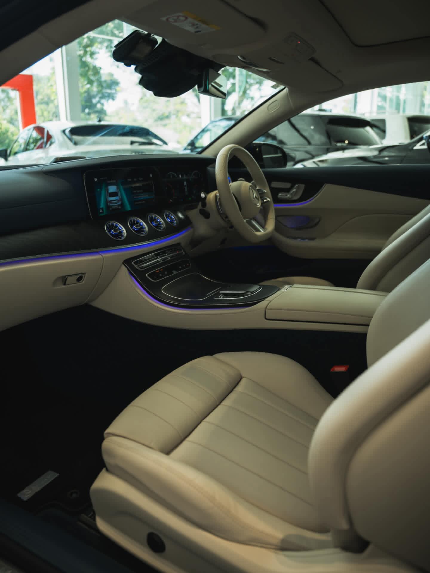 Mercedes Benz E200 2023 - Brand New Car sale in Sri Lanka - patpat.lk