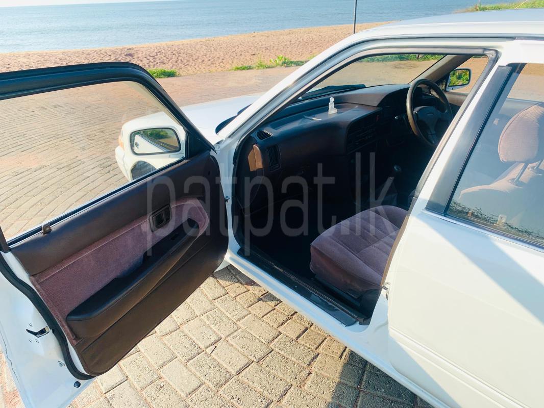 Toyota Carina 1989 - භාවිතා කරන ලද කාර් sale in Sri Lanka - patpat.lk