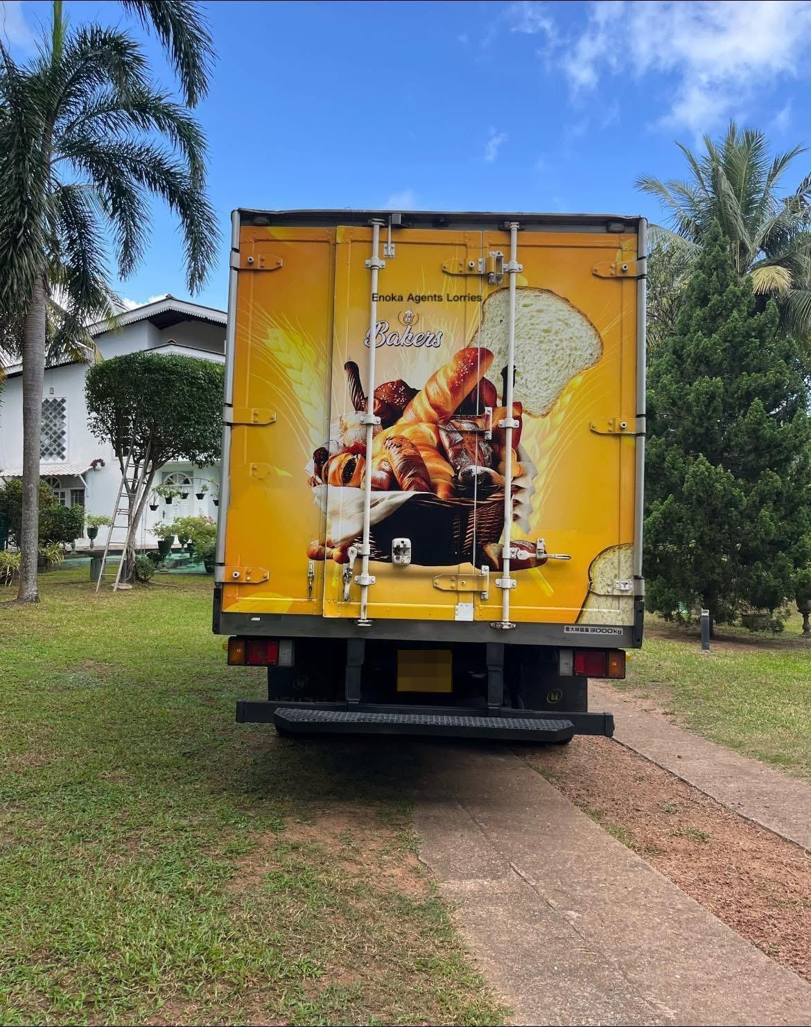 Isuzu ELF 2013 - பயன்படுத்தப்பட்டது டிரக் sale in Sri Lanka - patpat.lk