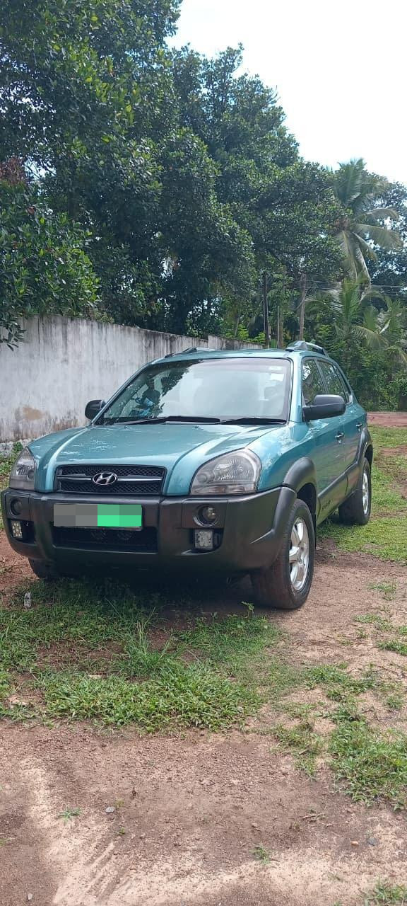 Hyundai Tucson 2003 ads-image-1