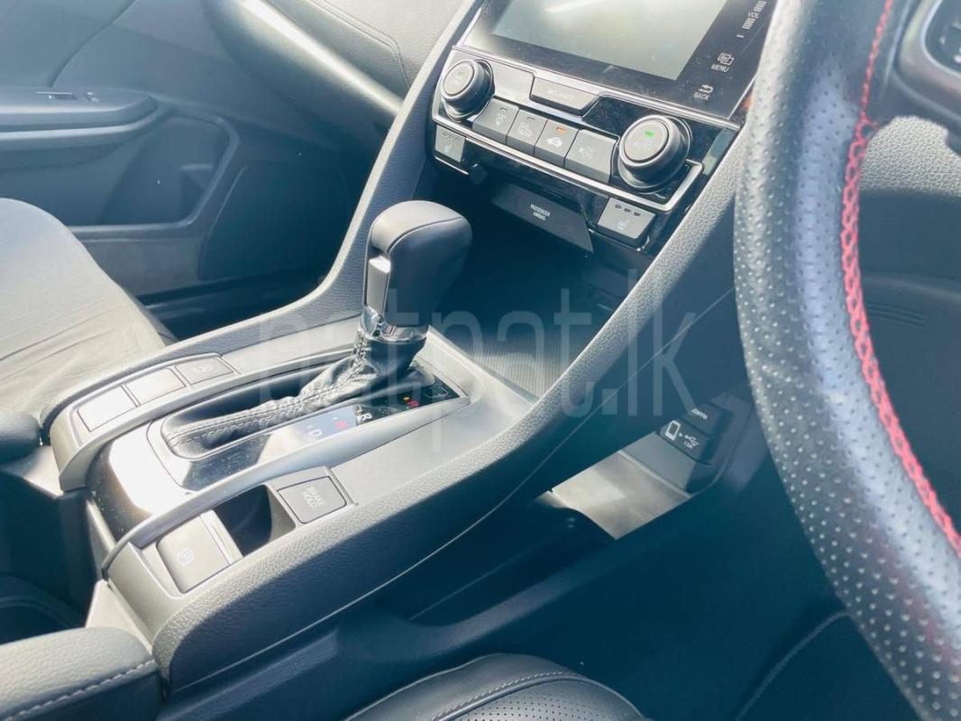 Honda Civic 2018 - Used Car sale in Sri Lanka - patpat.lk