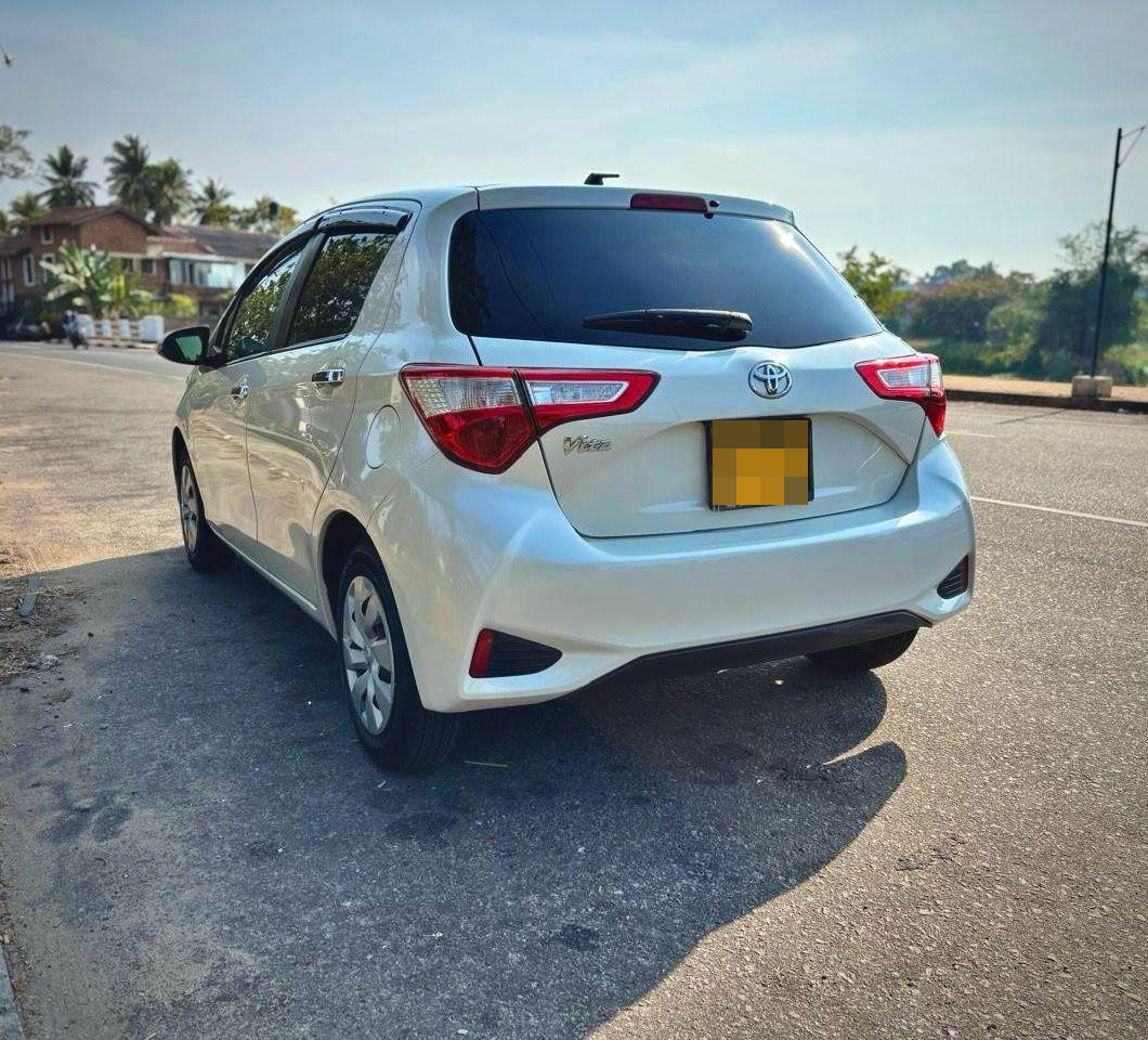 Toyota Vitz 2018 - භාවිතා කරන ලද කාර් sale in Sri Lanka - patpat.lk