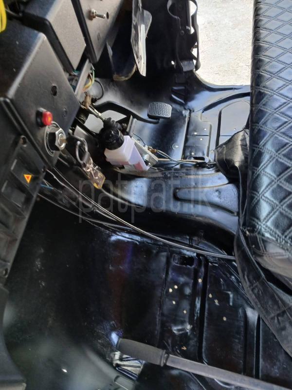 Bajaj Three Wheel 2012 - Used Three wheeler sale in Sri Lanka - patpat.lk