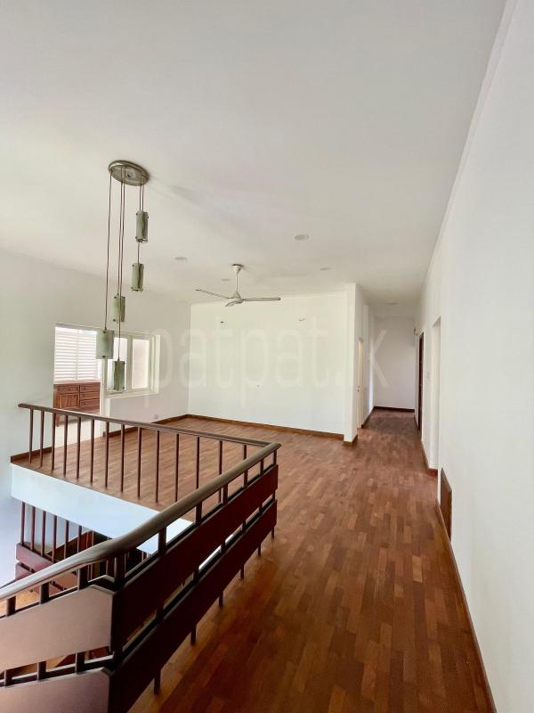 House for Sale in Kollupitiya (Colombo 03) ads-image-1