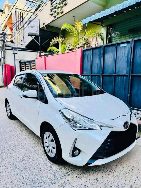 Toyota Vitz 2018 - பயன்படுத்தப்பட்டது கார் sale in Sri Lanka - patpat.lk
