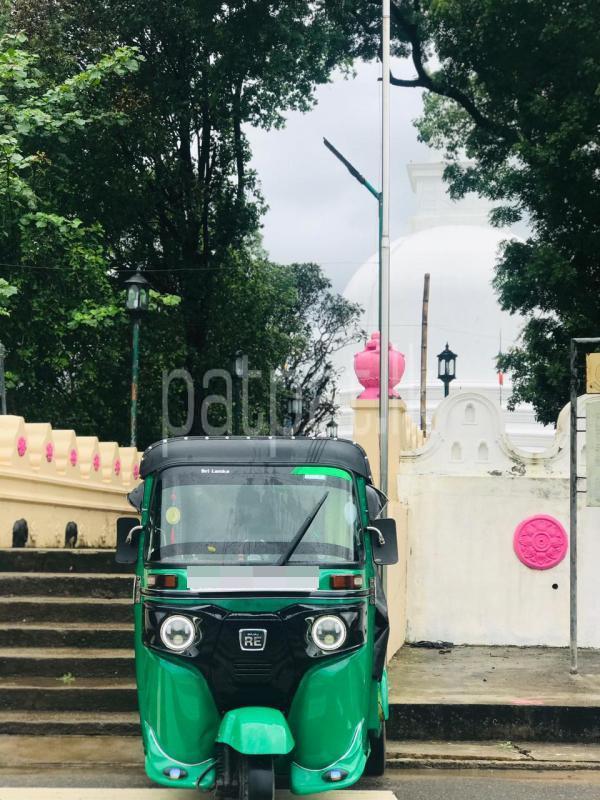Bajaj Three Wheel 2014 - பயன்படுத்தப்பட்டது முச்சக்கர வண்டி sale in Sri Lanka - patpat.lk