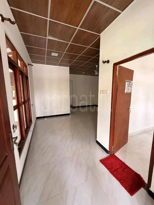 House for Sale in Adampan
