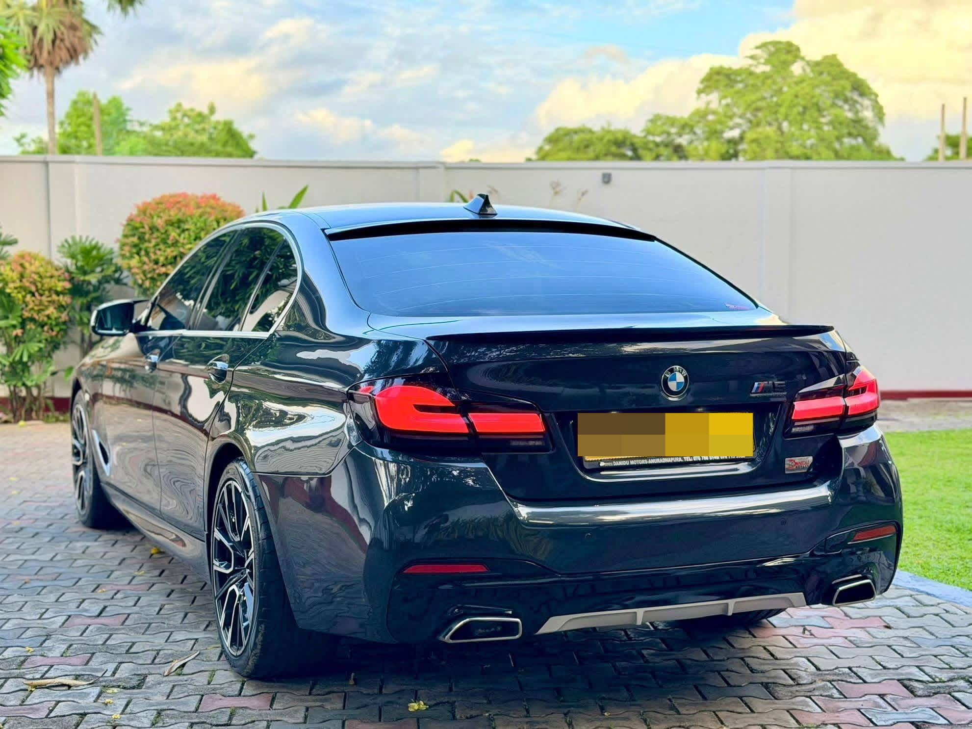 BMW BMW 2012 - பயன்படுத்தப்பட்டது கார் sale in Sri Lanka - patpat.lk