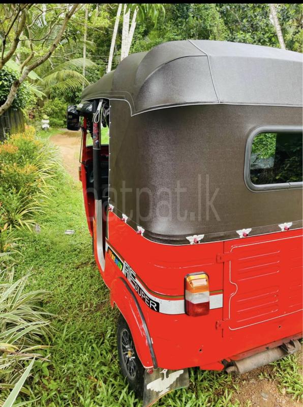 Bajaj 4 stroke 2012 - Used Three wheeler sale in Sri Lanka - patpat.lk