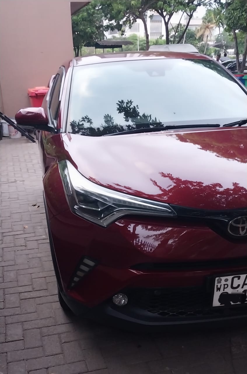 Toyota CHR 2017 - பயன்படுத்தப்பட்டது SUV sale in Sri Lanka - patpat.lk