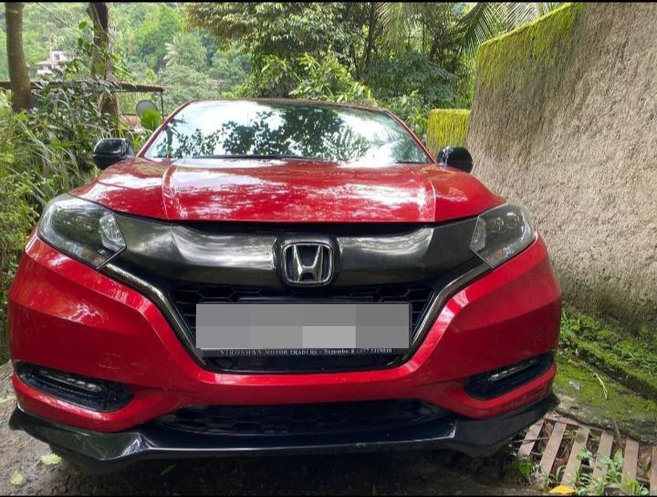 Honda Vezel 2017 - Used SUV sale in Sri Lanka - patpat.lk