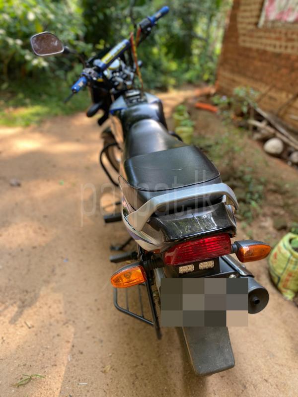 Bajaj CT100 2025 - பயன்படுத்தப்பட்டது பைக் sale in Sri Lanka - patpat.lk