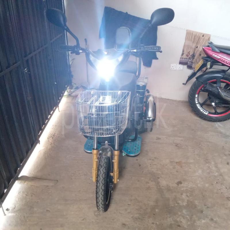 Advertisement image 1