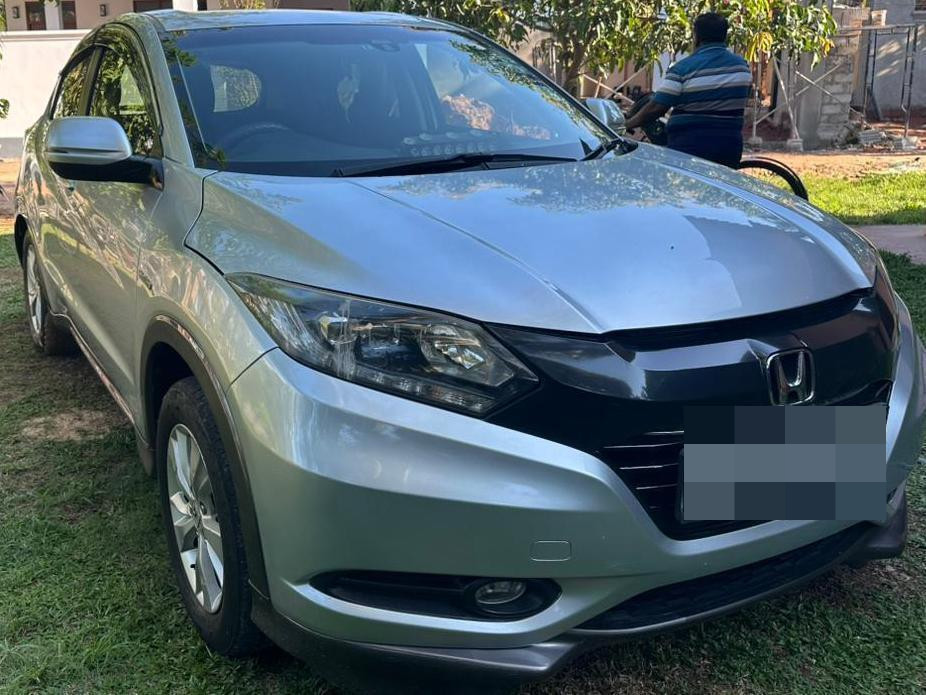 Honda Vezel 2016 - භාවිතා කරන ලද SUV රථය sale in Sri Lanka - patpat.lk