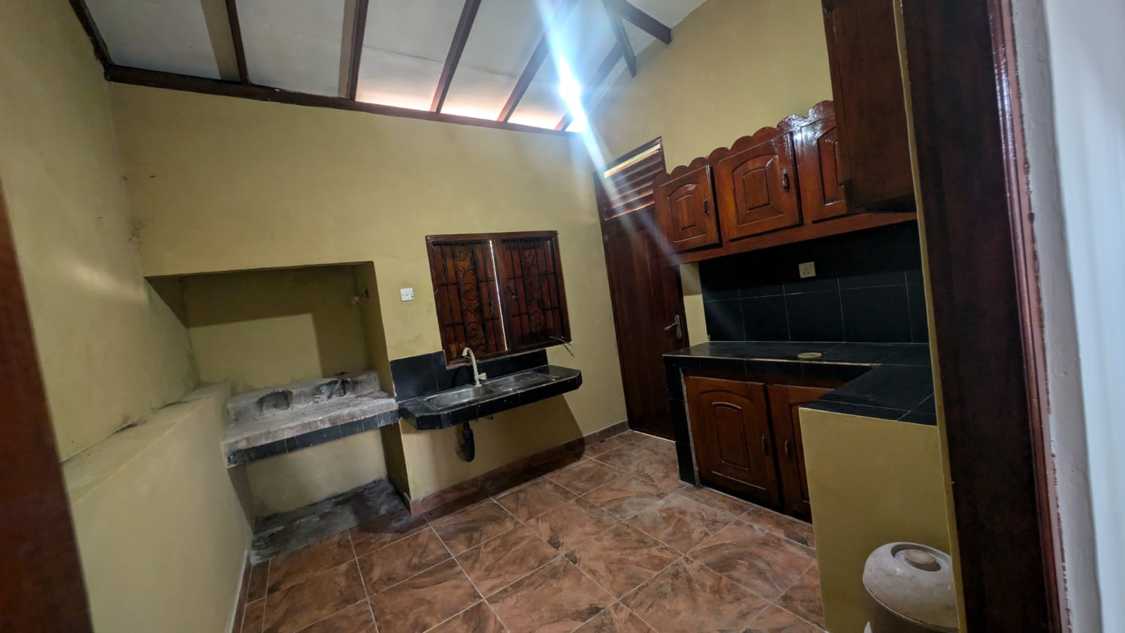 House for Sale in Mirigama