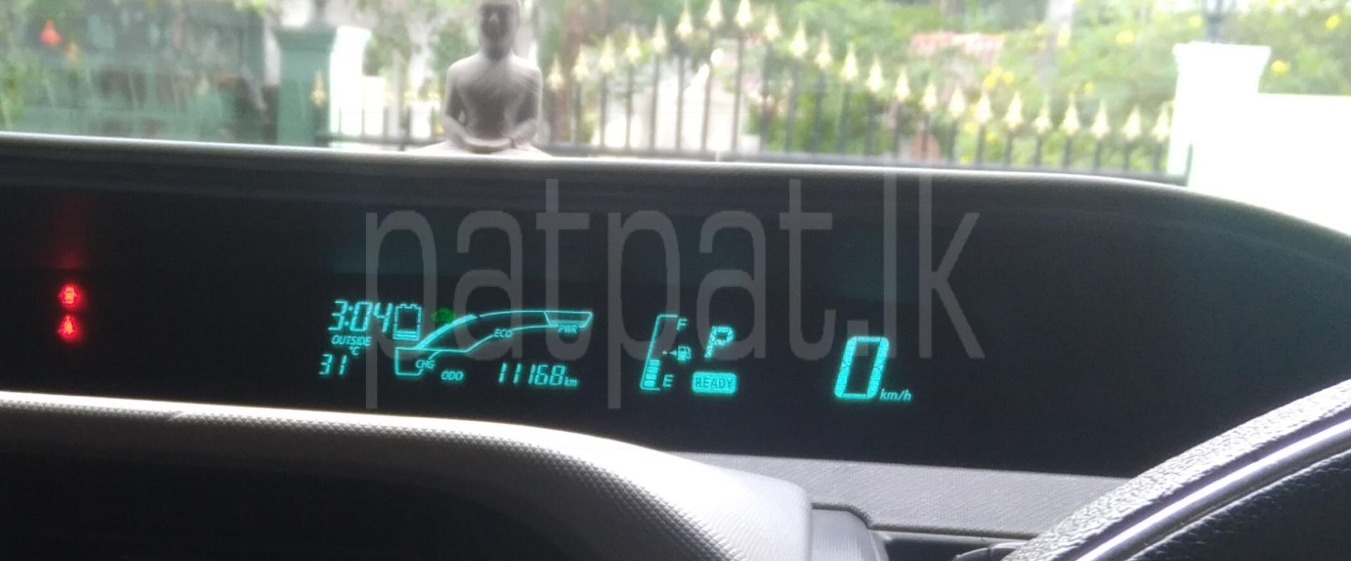 Toyota Aqua 2014 - பயன்படுத்தப்பட்டது கார் sale in Sri Lanka - patpat.lk