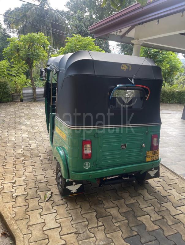 Bajaj Three Wheel 2015 - பயன்படுத்தப்பட்டது முச்சக்கர வண்டி sale in Sri Lanka - patpat.lk