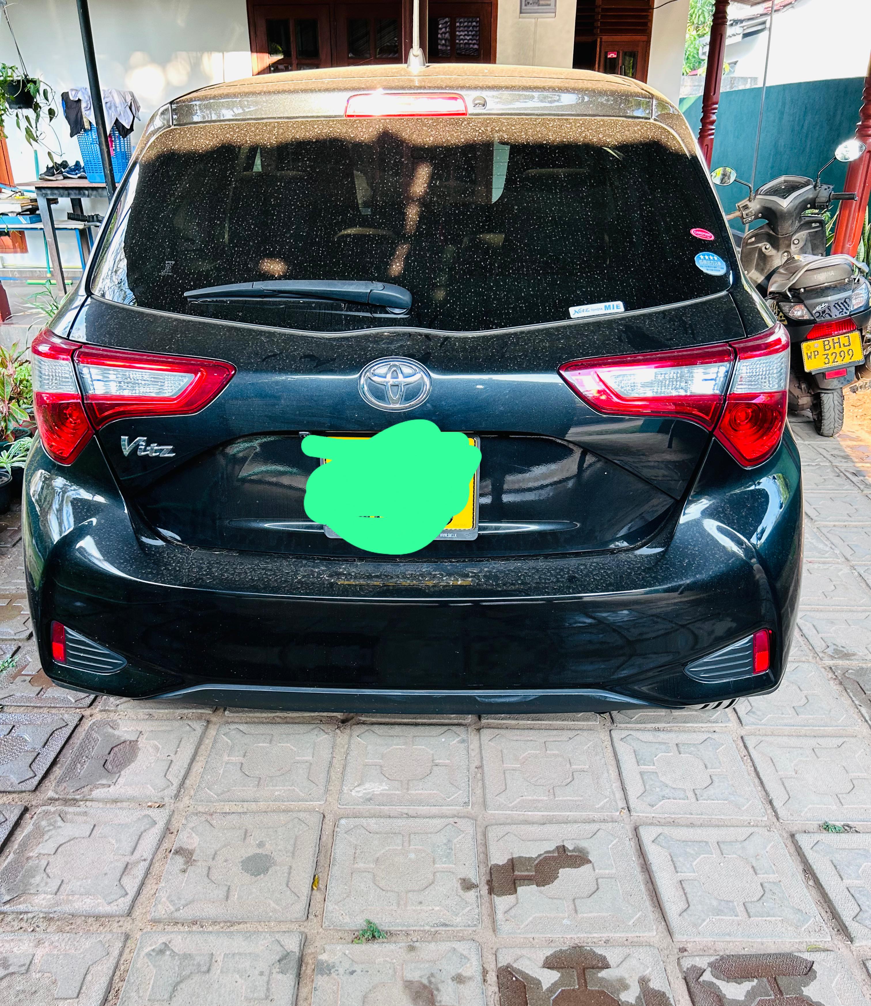 Toyota Vitz 2017 - Used Car sale in Sri Lanka - patpat.lk