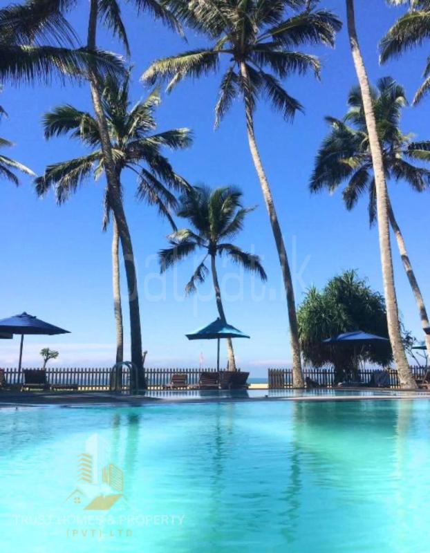 Hotel for Sale in Wadduwa