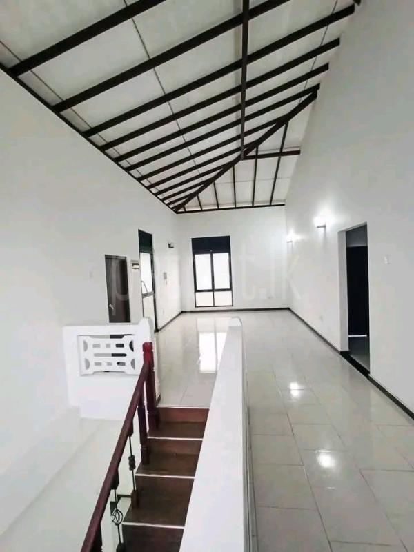 House for Sale in Kahathuduwa