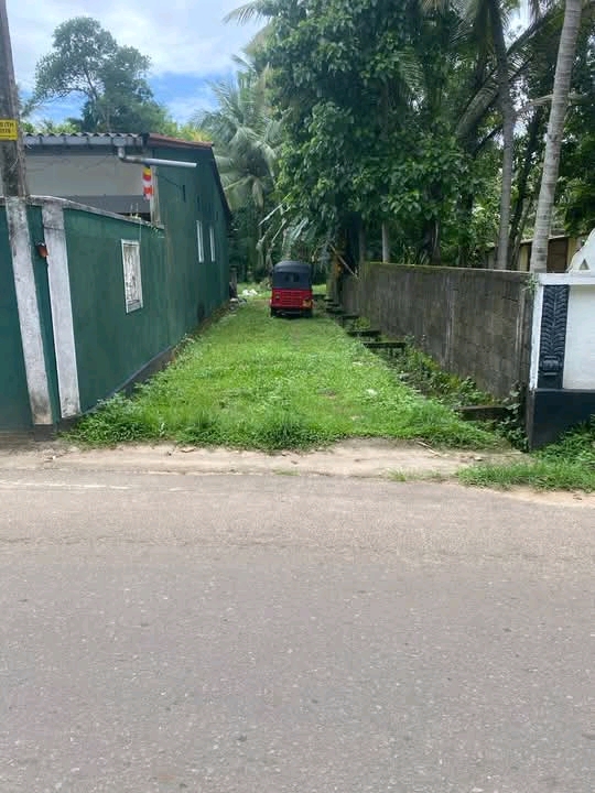 Commercial Land for Sale in Horana