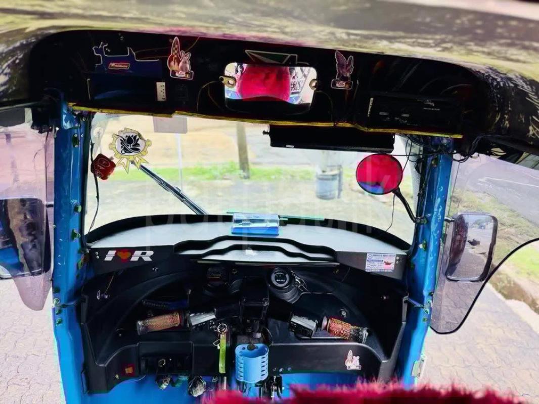 Advertisement image 4