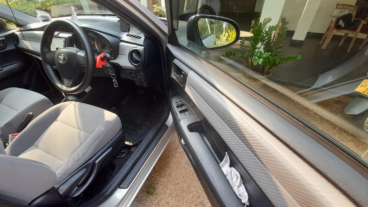 Toyota Axio 2013 - Used Car sale in Sri Lanka - patpat.lk