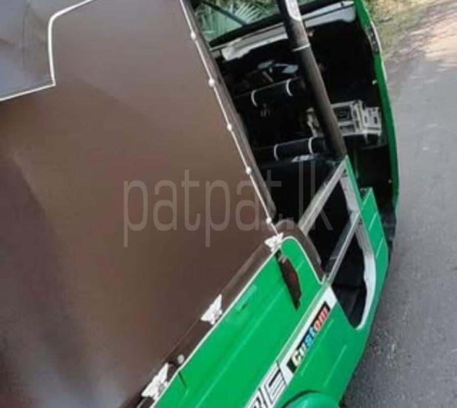 Bajaj Three Wheel 2013 - சான்றளிக்கப்பட்டது முச்சக்கர வண்டி sale in Sri Lanka - patpat.lk