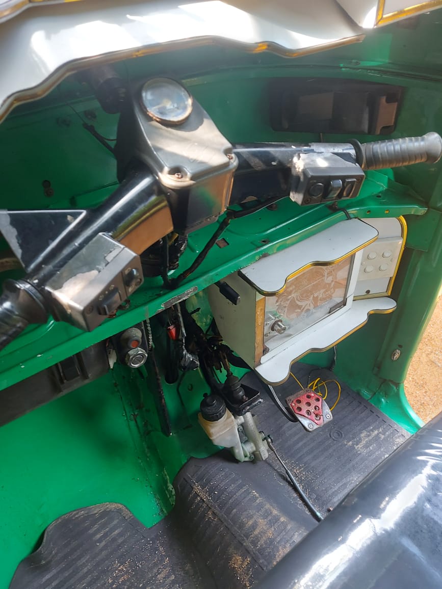 Bajaj Three Wheel 2009 - Used Three wheeler sale in Sri Lanka - patpat.lk