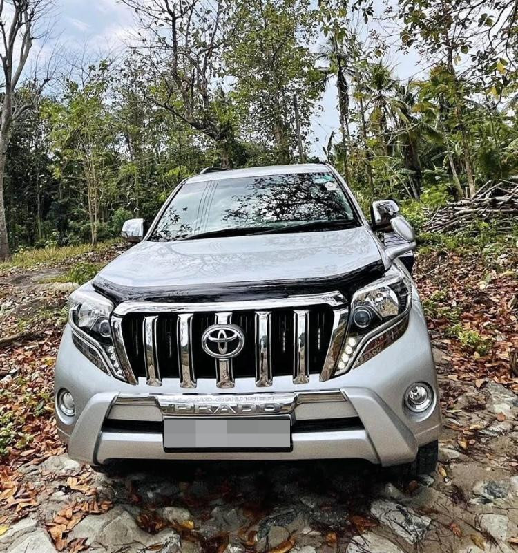 Toyota Land Cruiser Prado 2010 - பயன்படுத்தப்பட்டது SUV sale in Sri Lanka - patpat.lk