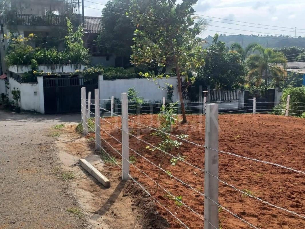 Residential Land for Sale in Athurugiriya