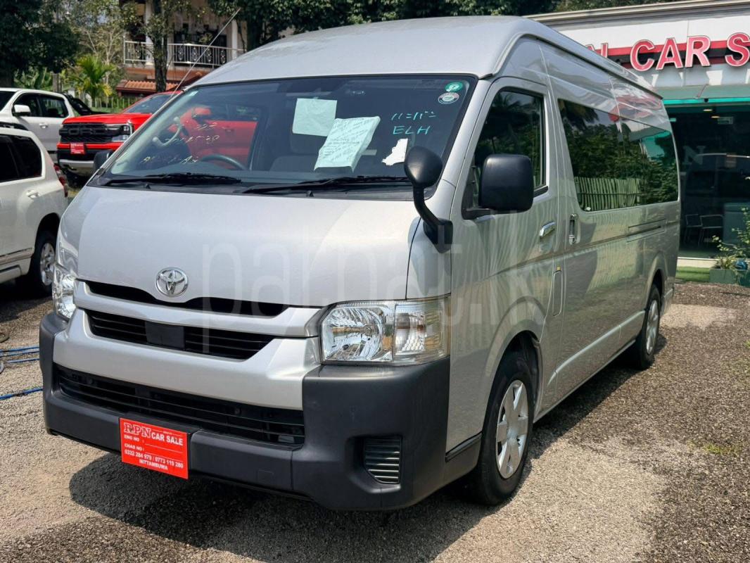 Toyota Hiace 2022 - Brand New Van sale in Sri Lanka - patpat.lk
