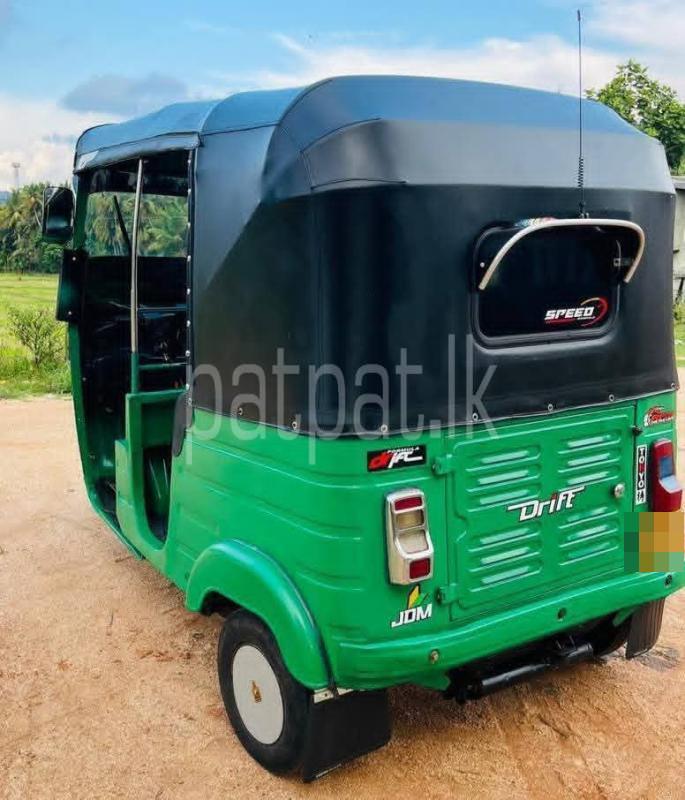 Bajaj Three Wheel 2016 - Used Three wheeler sale in Sri Lanka - patpat.lk