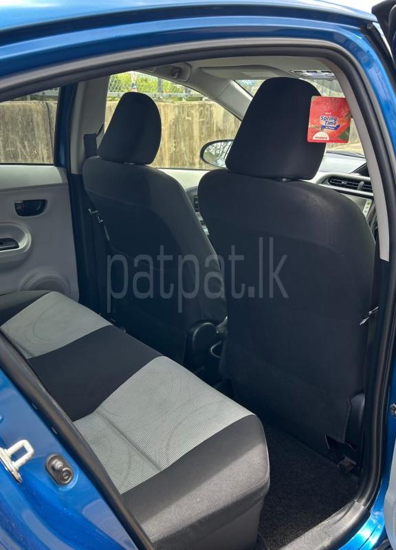 Toyota Aqua 2012 - Used Car sale in Sri Lanka - patpat.lk