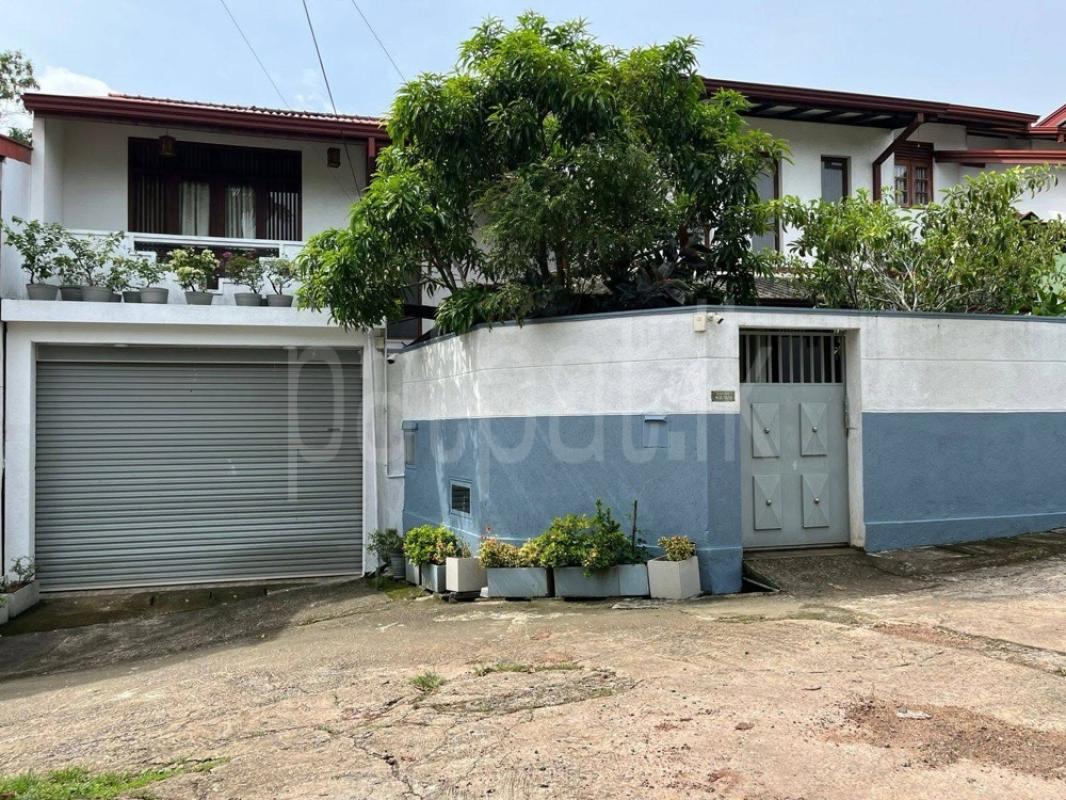 House for Sale in Mahara
